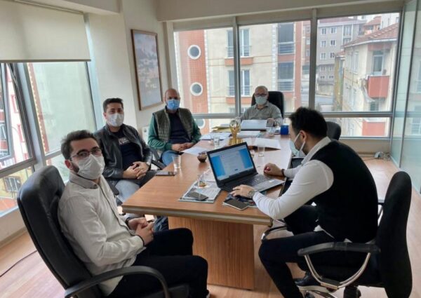 ofis-toplanti-umraniye-kd-fotolar-ismail-bayram-ve-mehmet-b-ile-1-e1634760510747